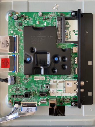 EAX69581205 (1.0) LG 43UQ81003LB használt alkatrész
