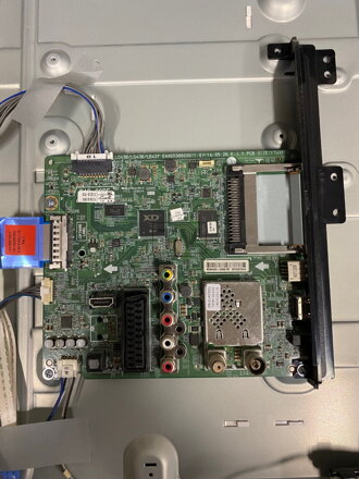 EAX65388006 (1.0) LG 49LB620V használt alkatrész