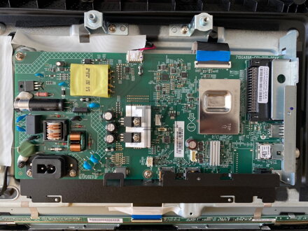 715GA898-C01-000-004K Samsung UE32T4002AK használt alkatrész