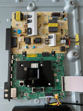 BN9653076J Samsung UE50AU7172U használt alkatrészek