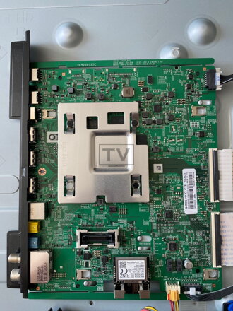 BN41-02635B Samsung UE55NU7172U használt alkatrész