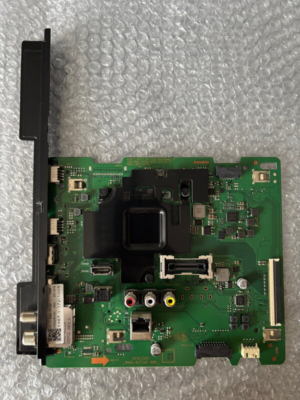 BN41-02756C BN94-15733H Samsung QE50Q65TAU használt alkatrész