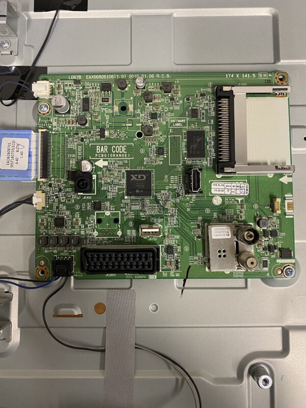 EAX66826106 (1.0) LG 32LH510U használt alkatrész