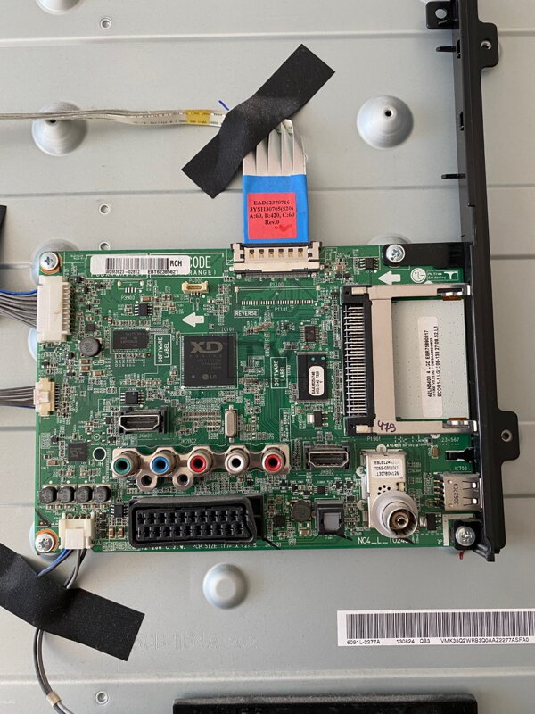 EAX64891403 (1.0) LG 42LN5400 használt alkatrészek EAX64891403 (1.0) LG 42LN5400 használt alkatrészek
