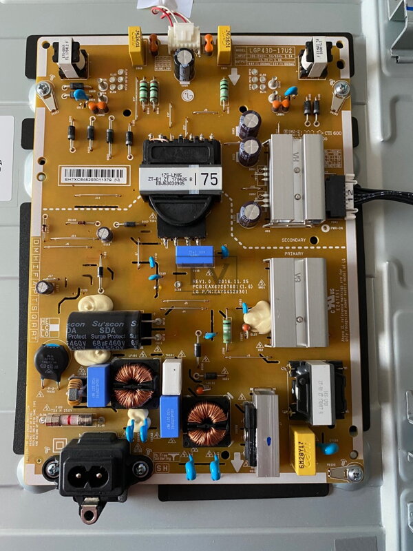EAX67267601 (1.6) LG 43UJ701V használt alkatrész EAX67267601 (1.6) LG 43UJ701V használt alkatrész