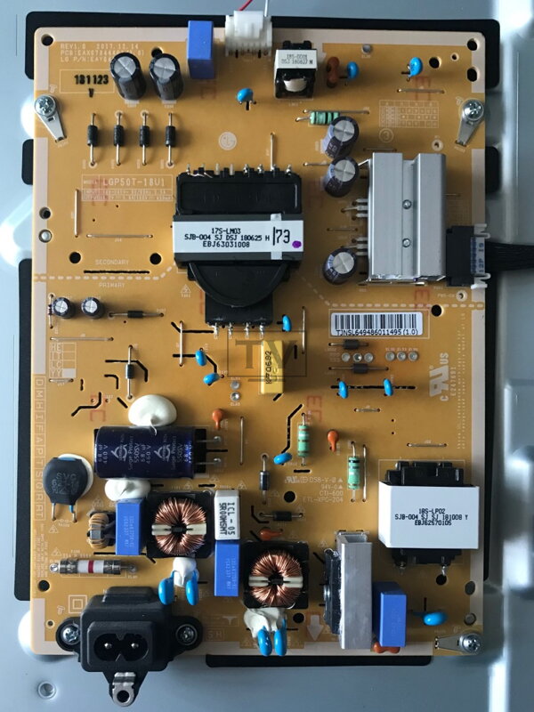 EAX67844401 (1.6) LG 50UK6300MLB használt alkatrész EAX67844401 (1.6) LG 50UK6300MLB használt alkatrész