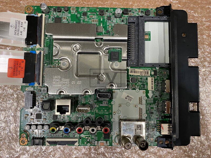 EAX68253605 (1.1) LG 65UM7050PLA használt alkatrész