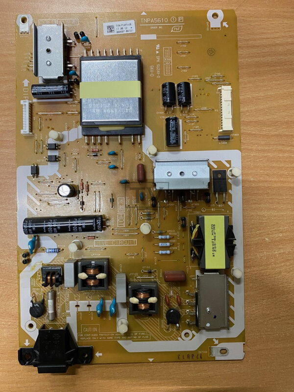 TNPA5610 1 P Panasonic TX-L55ET5E használt alkatrész