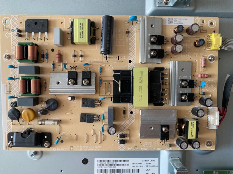 715GA052-P02-008-003M Philips 43PUS7555/12 használt alkatrész 715GA052-P02-008-003M Philips 43PUS7555/12 használt alkatrész