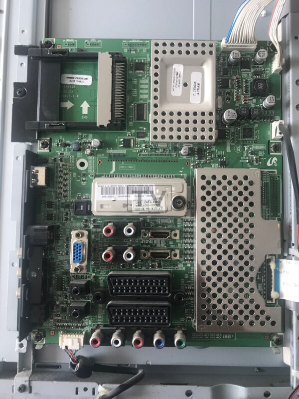 BN41-00981B Samsung LE32A456C2D használt alkatrészek