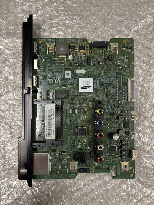 BN41-02582B Samsung UE32M5002AK használt alkatrészek