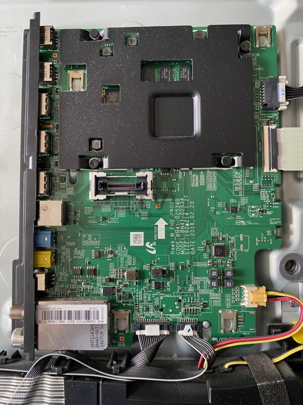 BN41-02534B Samsung UE40K5672SU használt alkatrész BN41-02534B Samsung UE40K5672SU használt alkatrész