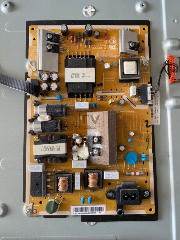 BN44-00806A Samsung UE40MU6172U használt alkatrészek