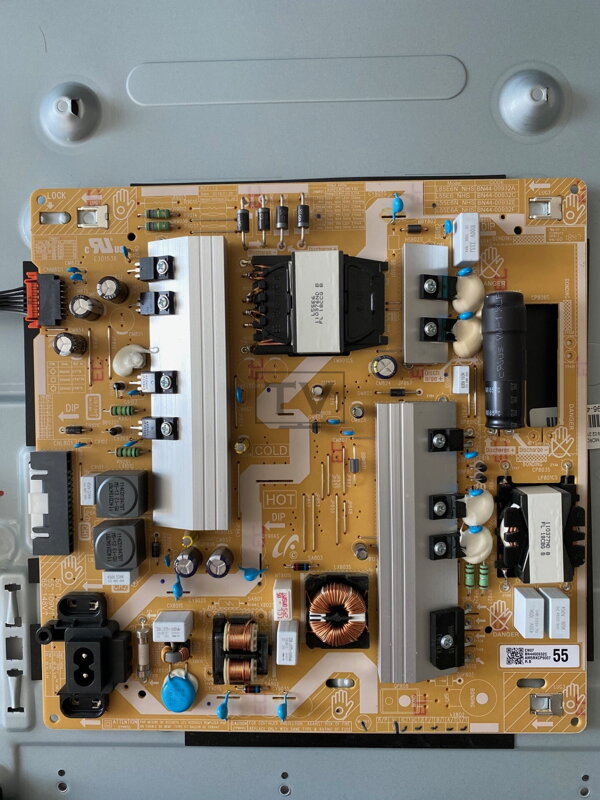 BN44-00932C Samsung UE55NU7172U használt alkatrész BN44-00932C Samsung UE55NU7172U használt alkatrész