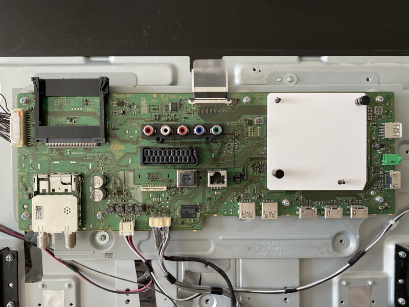 1-893-880-21 Sony KDL-50W756C használt pótalkatrészek