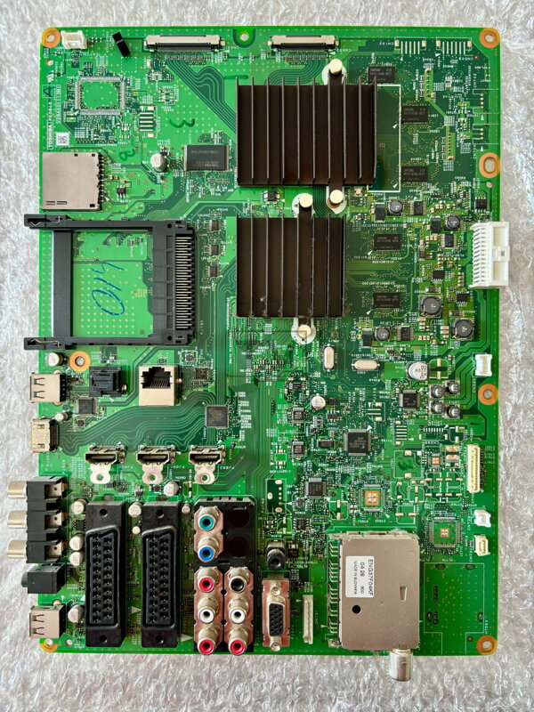 PE0840 A Toshiba 32XV733 használt alkatrészek